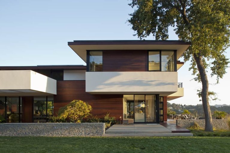 extreme-makeover-modernizes-house-ridge-9